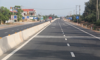 Việt Nam trước hết phải phát triển cơ sở hạ tầng